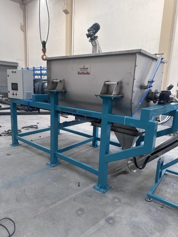 1500LT Horizontal Loading Discharging Mixer Line